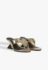 Betsy Sandal