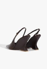 Siena Buckle Leather Pump