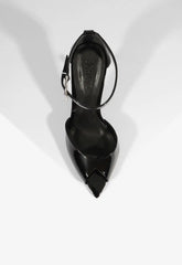 Lena Pump