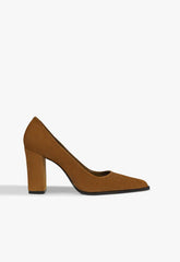 Eleanor Welt Suede Pump