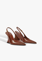 Siena Buckle Leather Pump