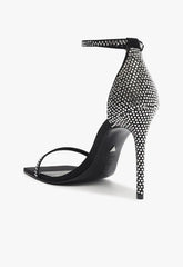 Jenna Sandal
