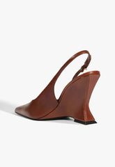 Siena Buckle Leather Pump
