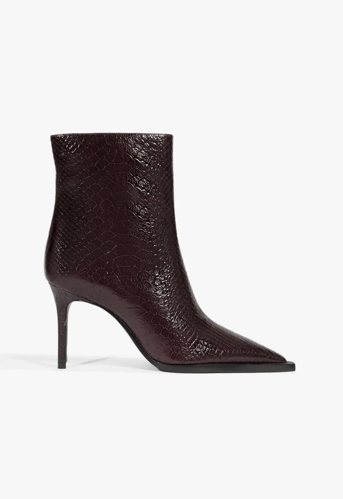 Mary Bootie