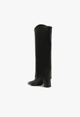 Raffaela Cloak Eyelets Boot