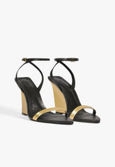 Melanie Sandal