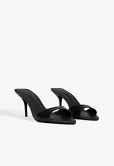 Elodie Sandal
